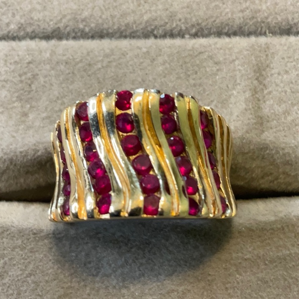 Elegant Gold Toned Sterling Silver Red Gemstone Ring